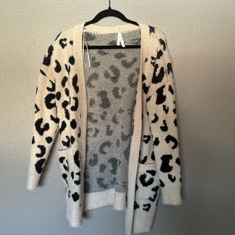 Dreamers Leopard print cardigan